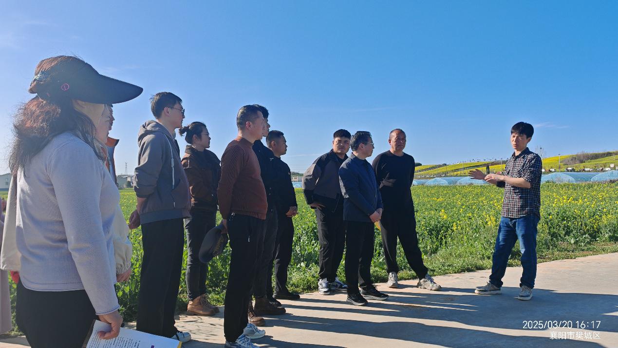 153107993.jpg 153107993.jpg