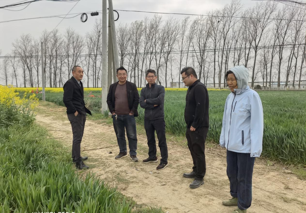 154852102.jpg 154852102.jpg