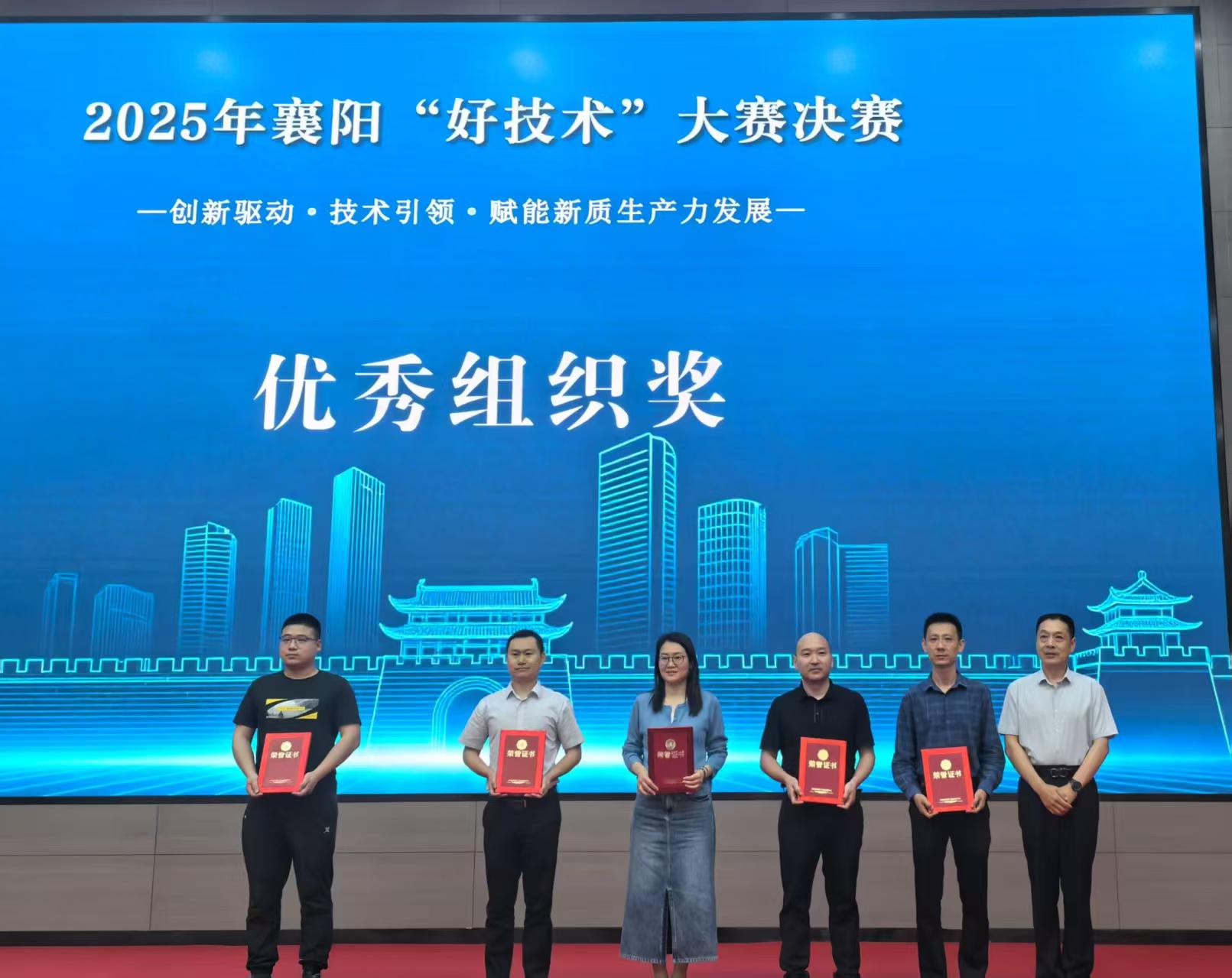 093413555.jpg 093413555.jpg