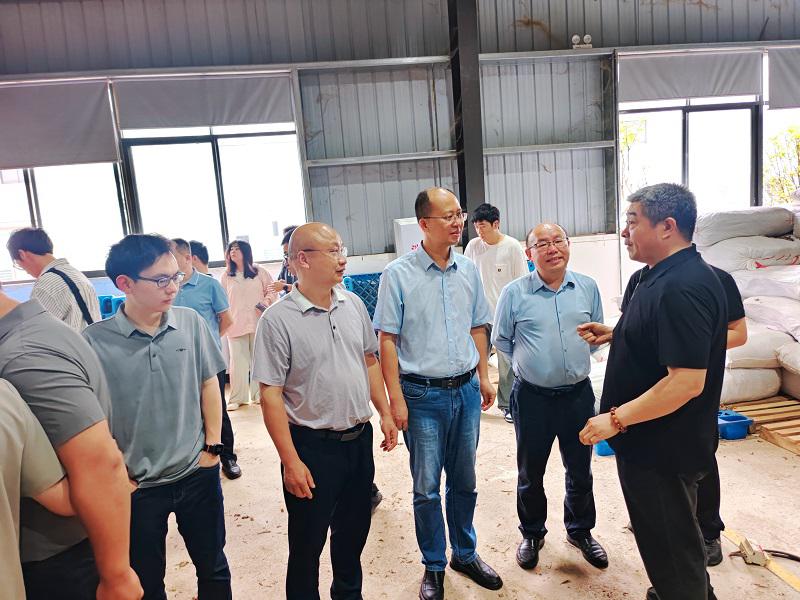 132342158.jpg 7a73d1e76659238581ddbc69608629d.jpg