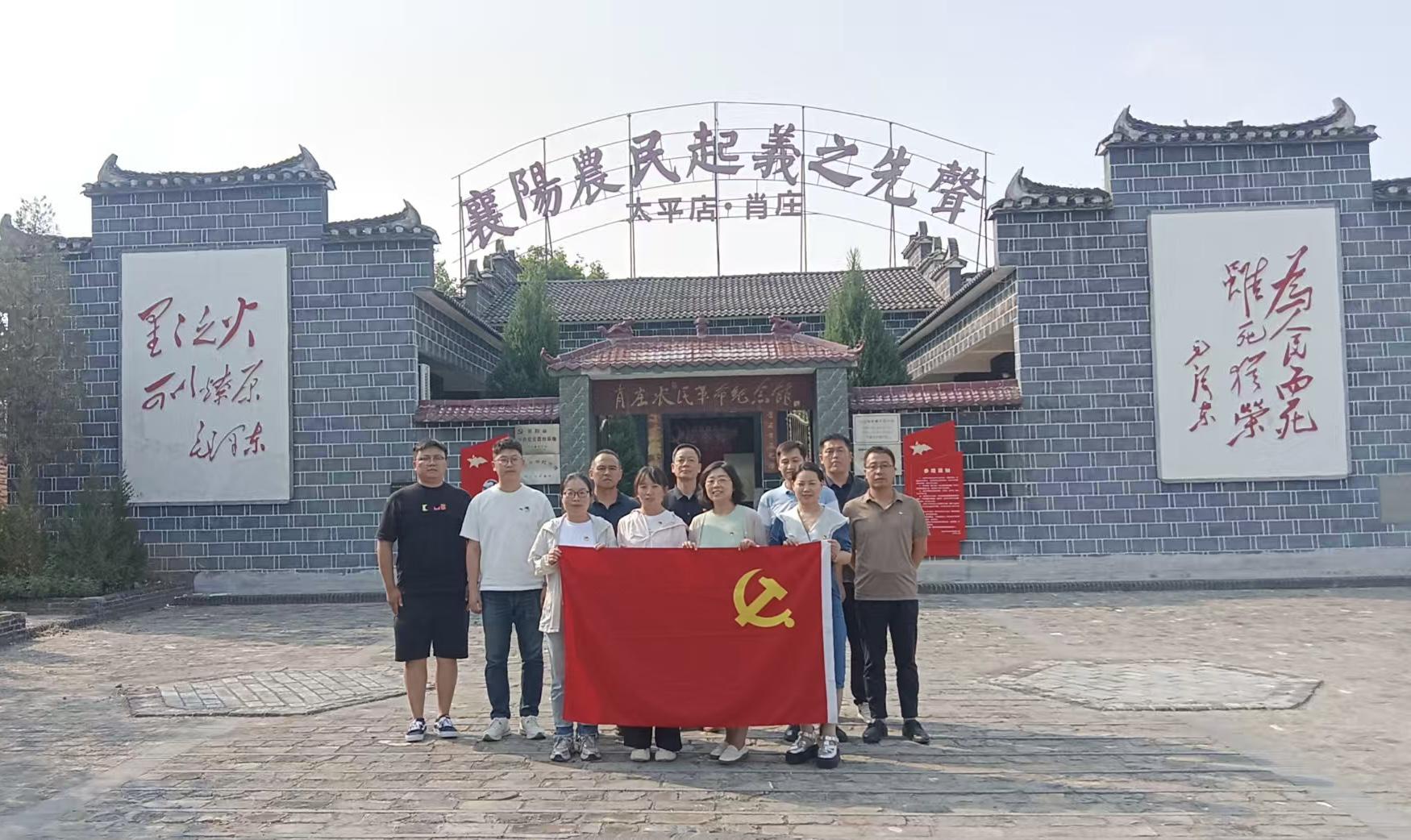 165016756.jpg 165016756.jpg