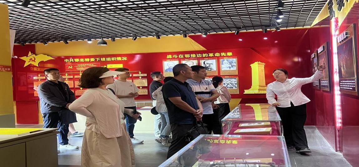 170232639.jpg 170232639.jpg